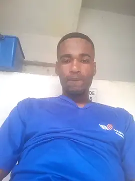 negrobrazil92 online show from October 27, 2025, 11:25 am