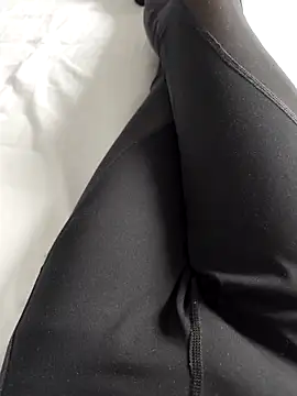 Snapshot of luckylover2024 chatting on February 22, 2026, 9:30 am luckylover2024 online show from February 22, 2026, 9:30 am