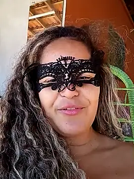 Snapshot of RaphinhaSanches chatting on October 23, 2025, 11:42 am RaphinhaSanches online show from October 23, 2025, 11:42 am