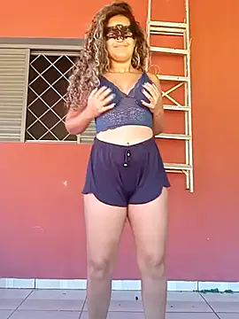 Snapshot of RaphinhaSanches chatting on November 25, 2025, 2:06 pm RaphinhaSanches online show from November 25, 2025, 2:06 pm