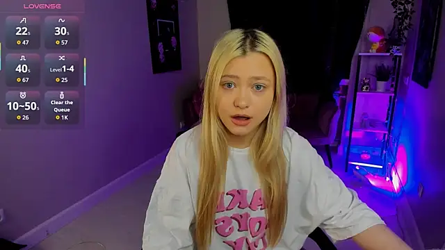 Millie Vanillies online show from October 5, 2025, 2:15 pm