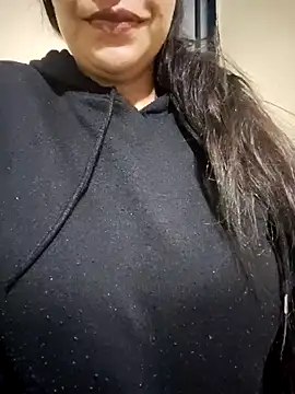 lana22 me online show from October 12, 2025, 7:07 am