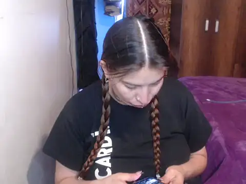 cloequeen15 online show from March 15, 2026, 2:12 pm