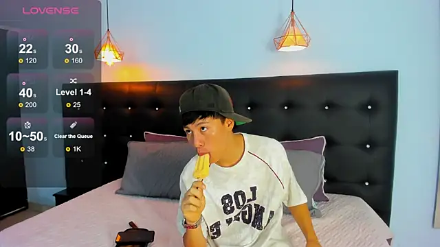 Abraham horny18 online show from November 18, 2025, 8:13 pm