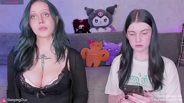 Threesomebabes online show from July 10, 2026, 2:52 pm