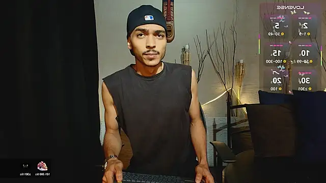 MarcusRain  online show from November 12, 2025, 7:24 pm