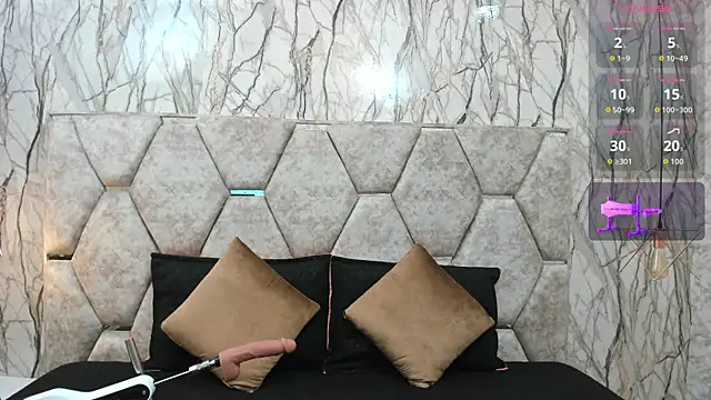 EXOTIC EBONY  online show from September 13, 2025, 7:57 pm