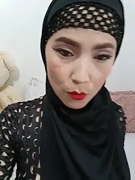 Snapshot of jamila_zair chatting on June 26, 2026, 3:49 pm jamila zair online show from June 26, 2026, 3:49 pm