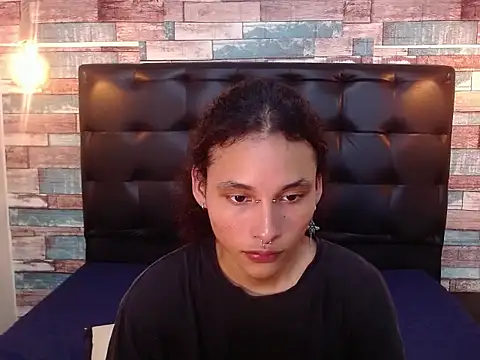 Andrew Landry online show from October 6, 2025, 2:58 pm
