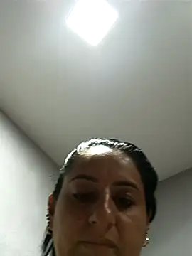 Titiss8921 online show from October 25, 2025, 1:29 pm