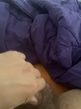 Snapshot of Aleoo352 chatting on November 6, 2025, 7:20 am Aleoo352 online show from November 6, 2025, 7:20 am