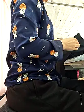 irina hana online show from November 29, 2025, 12:57 am