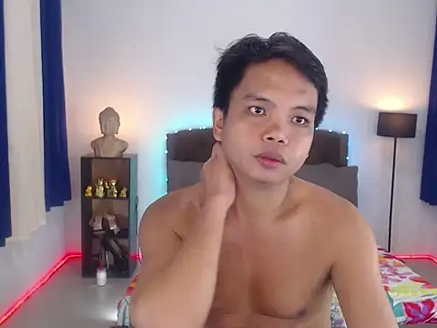 Snapshot of XExtraServiceManX chatting on November 5, 2025, 1:27 am XExtraServiceManX online show from November 5, 2025, 1:27 am