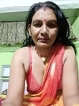 Snapshot of ZIVAA chatting on June 12, 2026, 7:24 pm ZIVAA online show from June 12, 2026, 7:24 pm