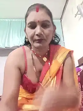 Snapshot of ZIVAA chatting on July 1, 2026, 9:44 am ZIVAA online show from July 1, 2026, 9:44 am
