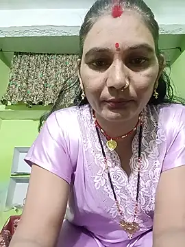 Snapshot of ZIVAA chatting on July 5, 2026, 6:42 am ZIVAA online show from July 5, 2026, 6:42 am