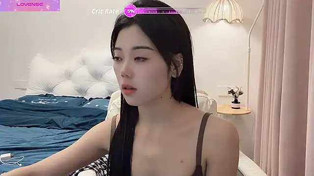 bao-bao- online show from November 12, 2025, 4:07 pm