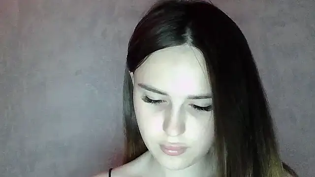 SweetLoraa online show from July 12, 2026, 3:14 pm