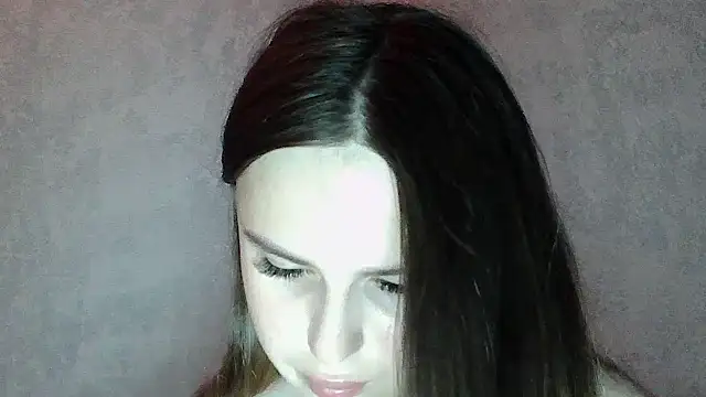 SweetLoraa online show from July 13, 2026, 3:20 am