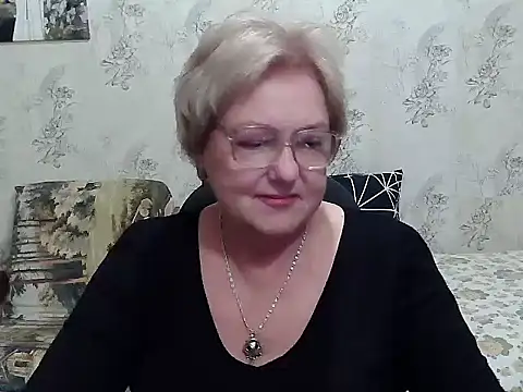 Renata62011 online show from September 20, 2025, 2:45 am