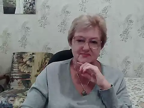 Renata62011 online show from September 27, 2025, 1:49 pm