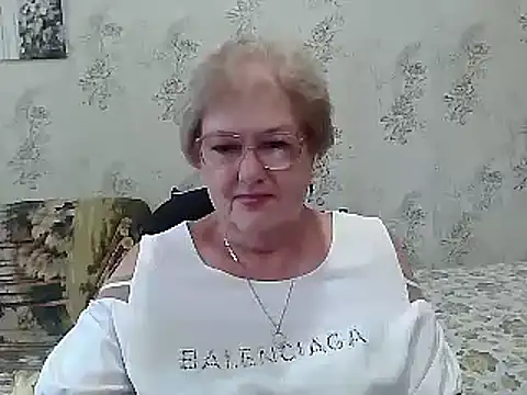 Renata62011 online show from October 9, 2025, 11:30 am