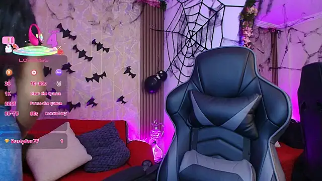 SophiaWalker 1 online show from October 31, 2025, 11:55 am