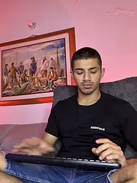 ArturoCardona  online show from October 26, 2025, 9:59 am