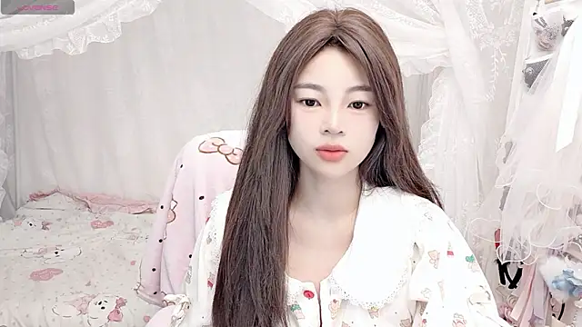 Snapshot of 9aunatiis chatting on February 8, 2026, 7:39 pm 9aunatiis online show from February 8, 2026, 7:39 pm