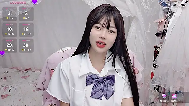 Snapshot of 9aunatiis chatting on February 27, 2026, 9:59 pm 9aunatiis online show from February 27, 2026, 9:59 pm