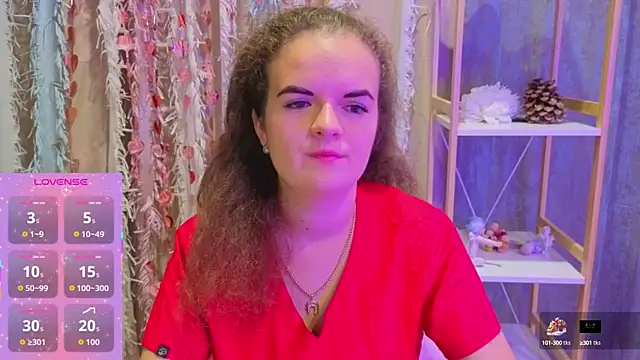 Luisa Rosee online show from October 13, 2025, 8:09 pm