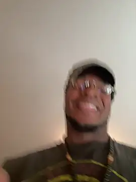 KeYBuMp323 online show from April 4, 2026, 1:30 pm