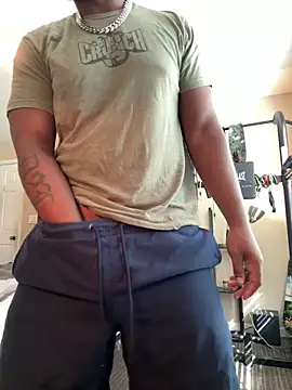 KeYBuMp323 online show from April 16, 2026, 9:39 pm