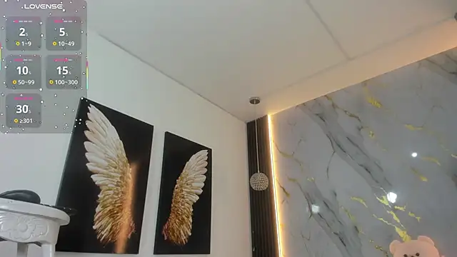 Miss Angel0 online show from October 5, 2025, 6:34 am