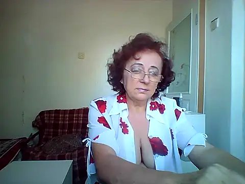 Julia54391 online show from September 23, 2025, 9:12 am