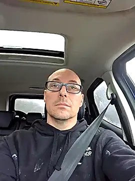 frenchy stud online show from October 31, 2025, 6:09 pm