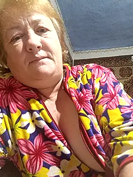 NikaLove49011 online show from October 8, 2025, 5:38 am