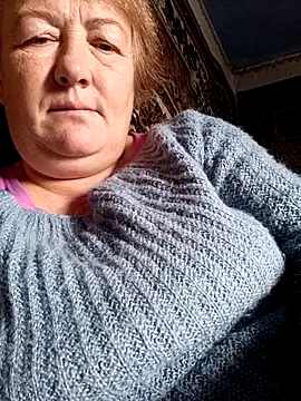 NikaLove49011 online show from November 16, 2025, 9:26 am