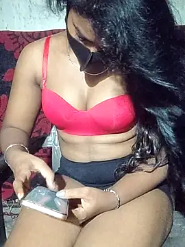 POOJA999 online show from October 7, 2025, 5:54 pm