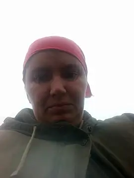 Romashka33011 online show from October 3, 2025, 5:15 am