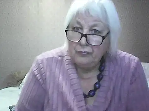 Alexia64231 online show from September 18, 2025, 9:11 am