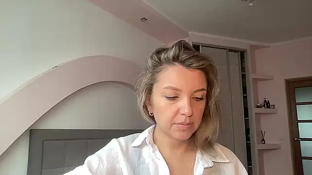 Snapshot of Beautysoul_ chatting on October 12, 2025, 8:57 am Beautysoul online show from October 12, 2025, 8:57 am