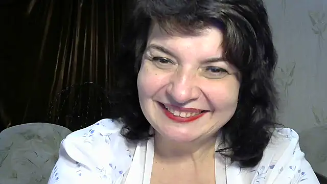 LedyNika online show from April 14, 2026, 6:47 pm