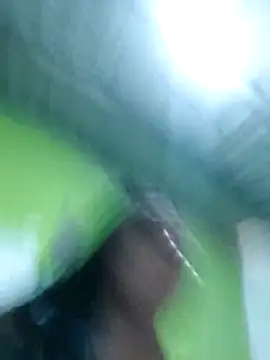 biancaalvess online show from April 17, 2026, 2:42 pm