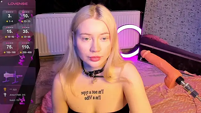 Lillie Berry online show from February 25, 2026, 4:33 am