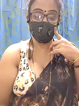 sweet-lotus online show from December 17, 2025, 4:46 pm