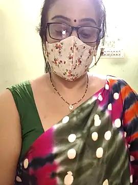 Snapshot of sweet-lotus chatting on April 22, 2026, 4:59 am sweet-lotus online show from April 22, 2026, 4:59 am