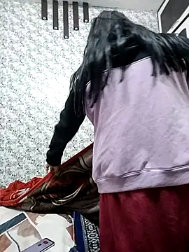 Cute-Janvi20 online show from December 18, 2025, 6:08 am