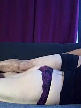  Little Sweatie  online show from November 30, 2025, 4:27 am