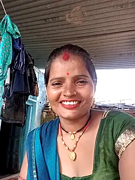 Neelamt12 online show from September 21, 2025, 9:44 am